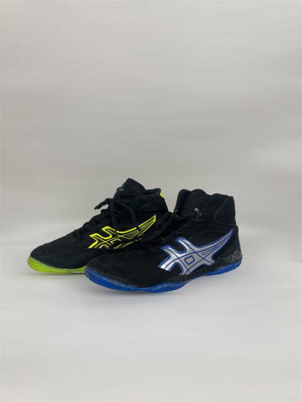 کفش کشتی asics